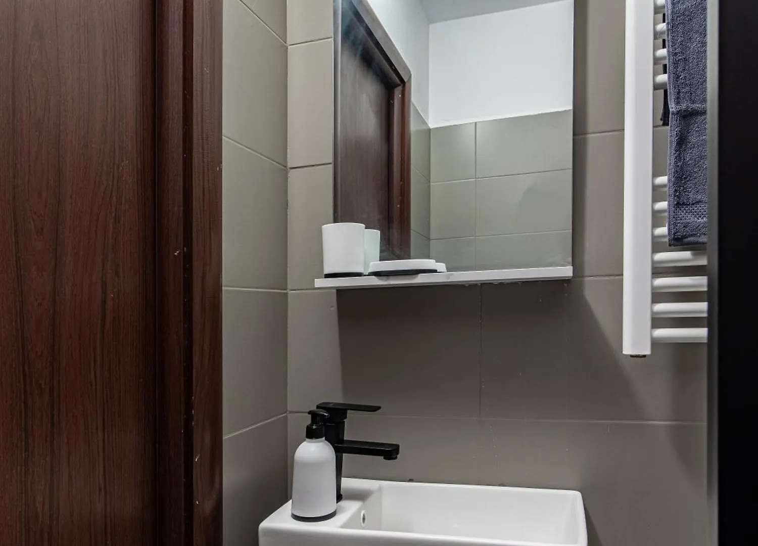 Vitosha Loft - Central Sofia Studio
